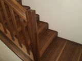 výroba drevených schodov a zábradlia